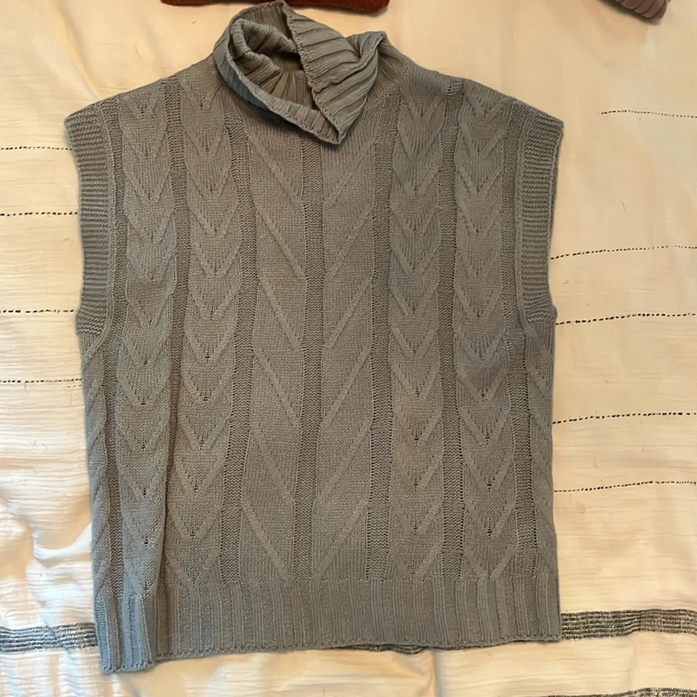 6 piece SHEIN bundle - Picture 6 of 7